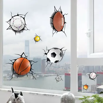 3D Много топки и Счупена стикер на стената Футбол баскетбол домашни етикети етикети на прозореца на стая за момчета хол спортен интериор рисувани стенни